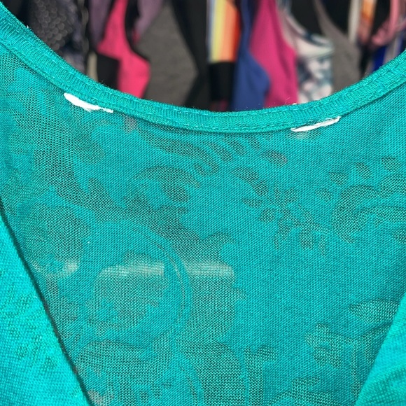 Light green mesh see through tank top fancy front no tag size small - Picture 4 of 7